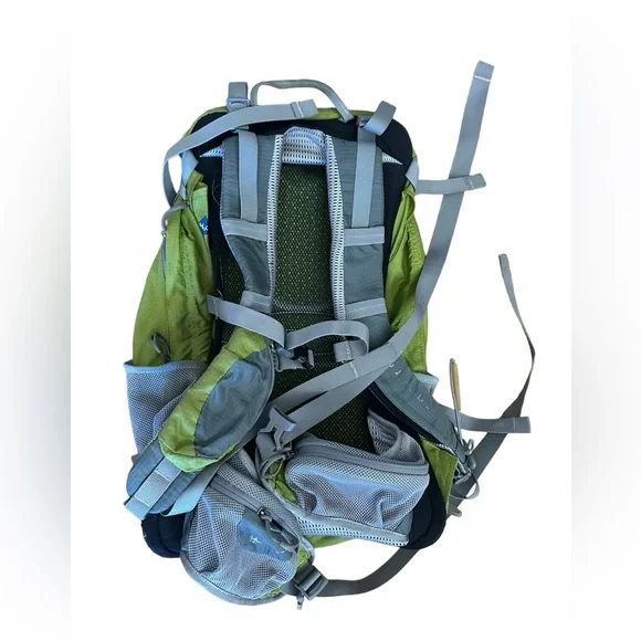 Osprey Stratos 24 Daypack - Picture 3 of 6